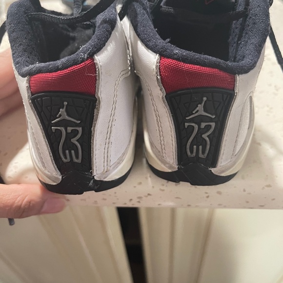 Jordan shoes - Picture 2 of 8